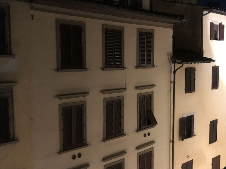 フィレンツェ窓