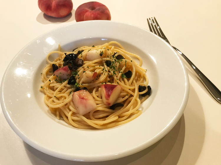 桃のパスタ